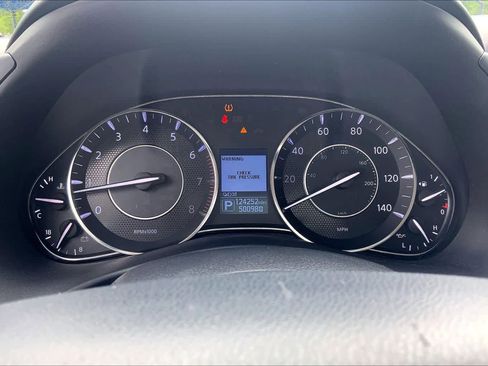 Used 2017 Nissan Armada Platinum w/ Captain Seat Package AWD/4WD image 26