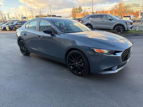 Used 2025 MAZDA MAZDA3 s image 3