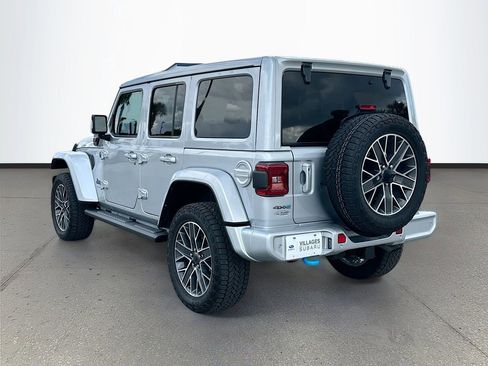 Used 2024 Jeep Wrangler High Altitude AWD/4WD image 5
