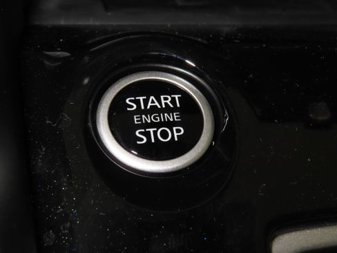 New 2025 Nissan Versa SV w/ Trunk Package image 25