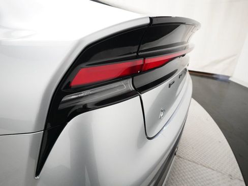 Used 2023 Toyota Prius LE image 31