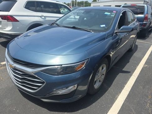 Used 2024 Chevrolet Malibu LT FWD image 1