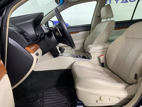 Used 2013 Subaru Outback 2.5i Limited w/ Moonroof Pkg image 15