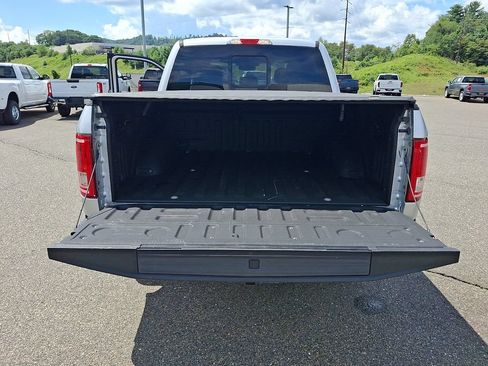 Used 2017 Ford F150 XLT w/ Equipment Group 302A Luxury AWD/4WD image 29