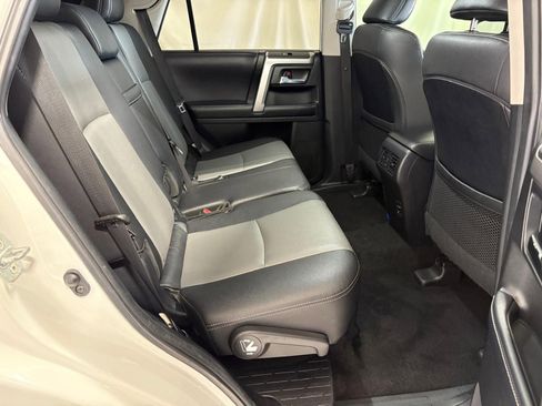 Used 2019 Toyota 4Runner SR5 Premium image 14