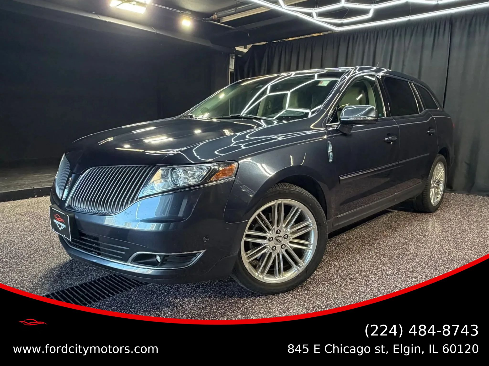 Used 2014 Lincoln MKT AWD w/ Equipment Group 201A image 1