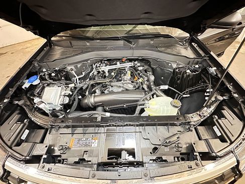 New 2026 Ford Explorer Active w/ Active Comfort Package AWD/4WD image 45