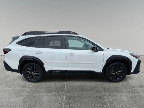 Certified 2025 Subaru Outback Onyx Edition w/ Popular Package #2 image 6
