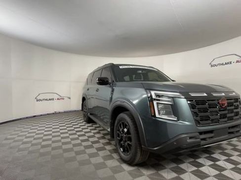 New 2026 Nissan Armada PRO-4X w/ Captain's Chari Seat Package AWD/4WD image 2