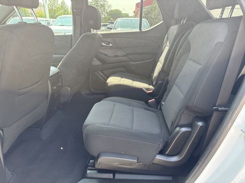 Used 2023 Chevrolet Traverse LT AWD/4WD image 13