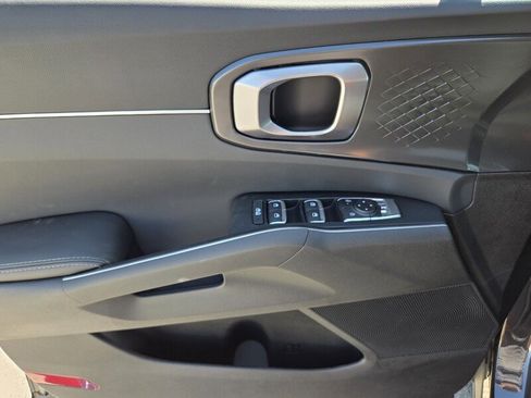 New 2026 Kia Sorento S FWD image 11
