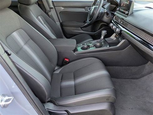 Used 2024 Honda Civic Sport image 12