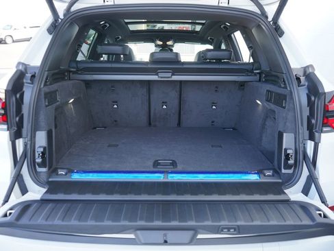 Used 2026 BMW X5 xDrive50e w/ Premium Package image 21