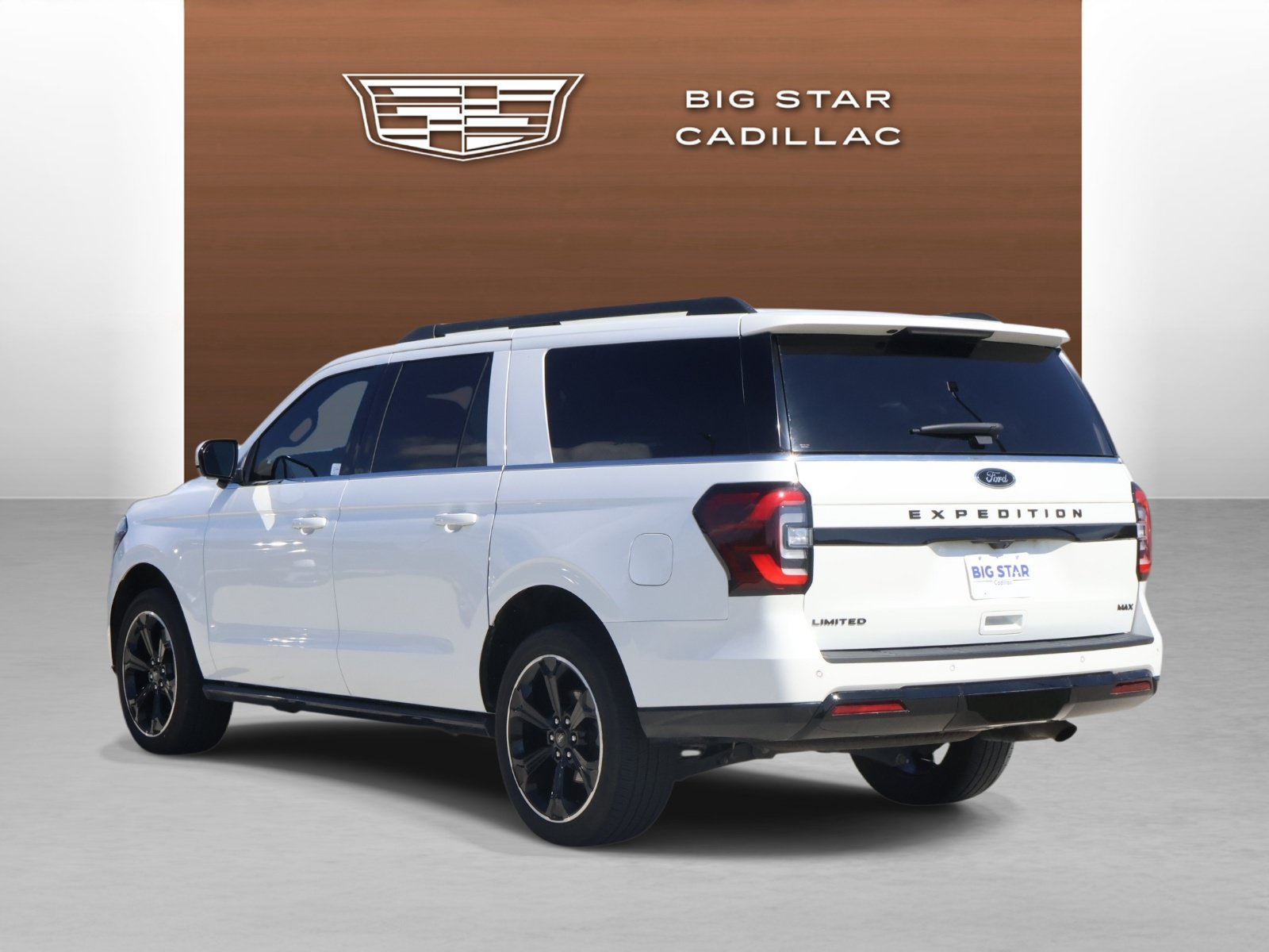 Used 2024 Ford Expedition Max Limited RWD image 3