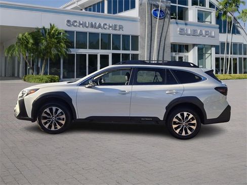 Used 2023 Subaru Outback Limited image 4