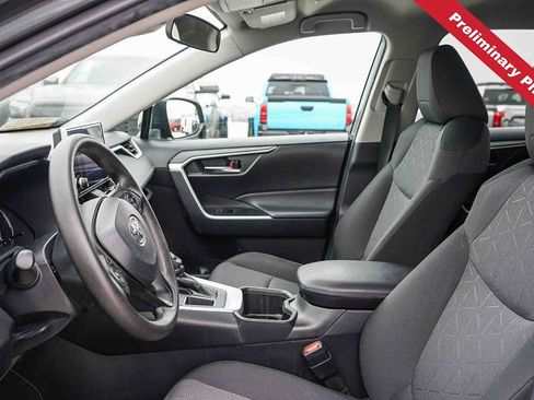 Used 2024 Toyota RAV4 XLE FWD image 13