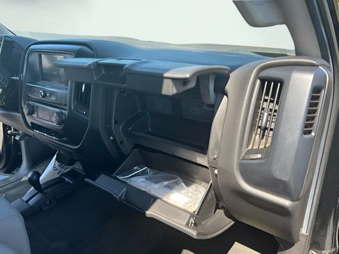 Used 2016 Chevrolet Silverado 1500 Custom w/ Custom Convenience Package AWD/4WD image 25