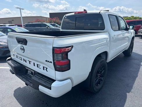 New 2026 Nissan Frontier SV w/ All-Weather Content Package AWD/4WD image 6