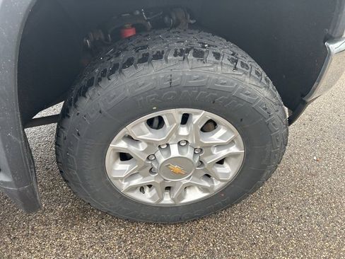 Used 2021 Chevrolet Silverado 2500 LT w/ All Star Edition image 5