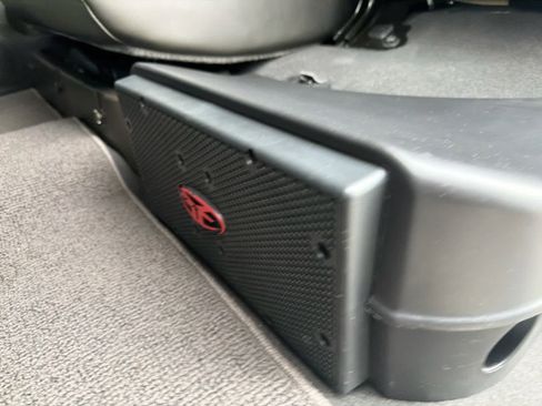 Used 2020 Nissan Frontier PRO-4X w/ Pro-4x Utility Package image 14