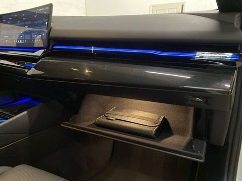 Used 2026 BMW 530i xDrive AWD/4WD image 86