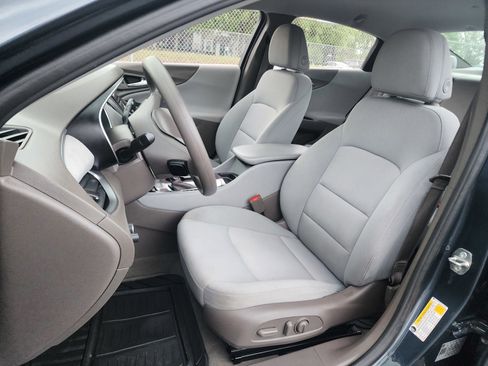 Used 2020 Chevrolet Malibu LS image 22