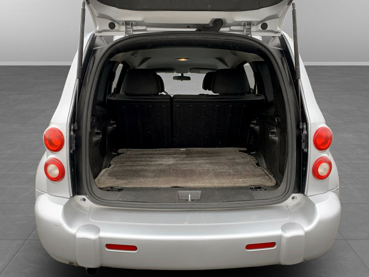 Used 2011 Chevrolet HHR LS FWD image 11