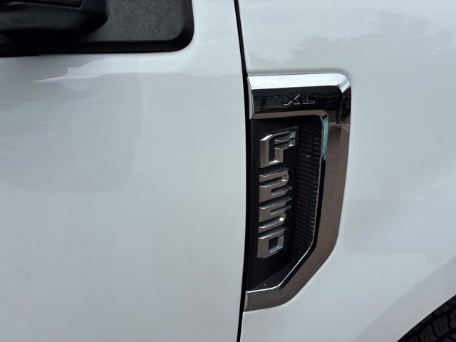 Used 2021 Ford F250 XL w/ Power Equipment Group AWD/4WD image 9