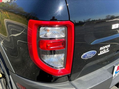 Used 2022 Ford Bronco Sport Outer Banks w/ Tech Package AWD/4WD image 28