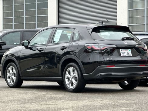 Used 2024 Honda HR-V LX image 6