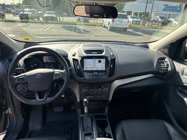 Used 2017 Ford Escape SE w/ SE Leather Comfort Package AWD/4WD image 15