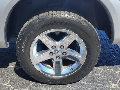 Used 2013 RAM 1500 Express AWD/4WD image 12