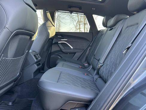 New 2025 Audi SQ5 Premium Plus image 26