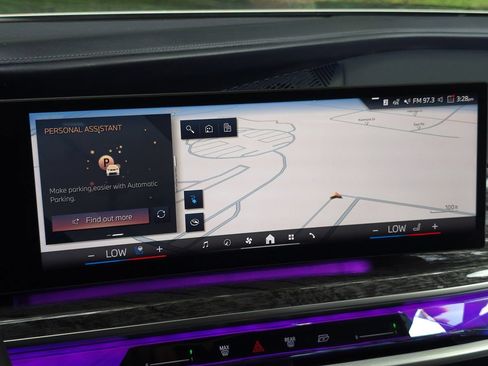 Used 2024 BMW i7 eDrive50 w/ Executive Package RWD image 44
