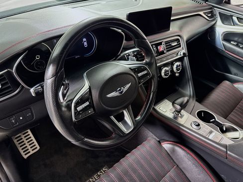 Used 2023 Genesis G70 2.0T w/ Sport Prestige Package image 13