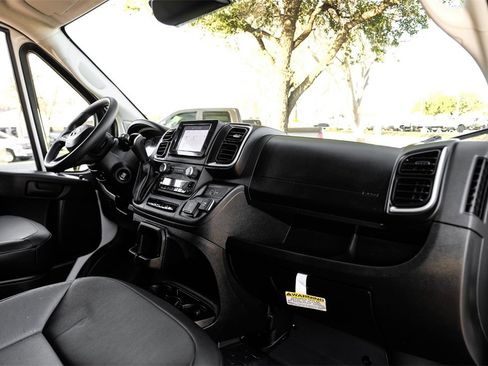 Used 2024 RAM ProMaster 2500 w/ Quick Order Package 22G SLT image 9