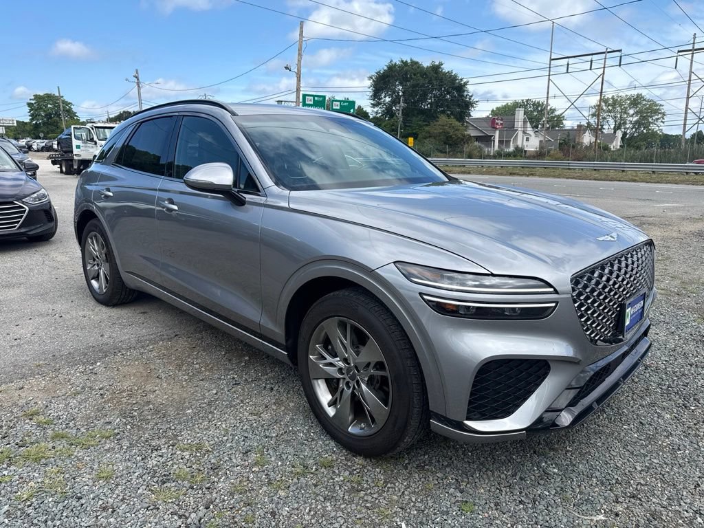 Used 2025 Genesis GV70 3.5T Sport AWD/4WD image 3