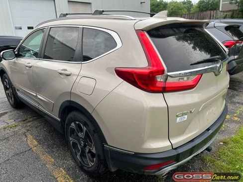Used 2018 Honda CR-V Touring image 4
