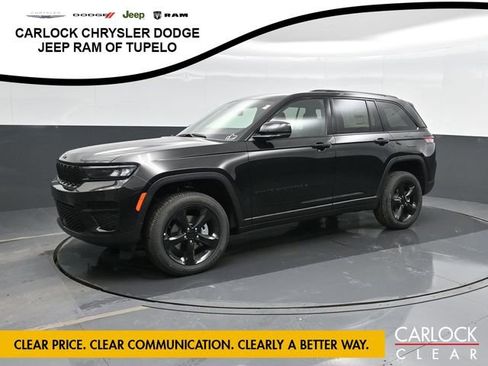 New 2025 Jeep Grand Cherokee Altitude image 1