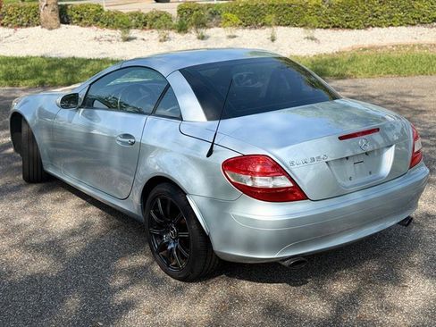 Used 2005 Mercedes-Benz SLK 350 image 17