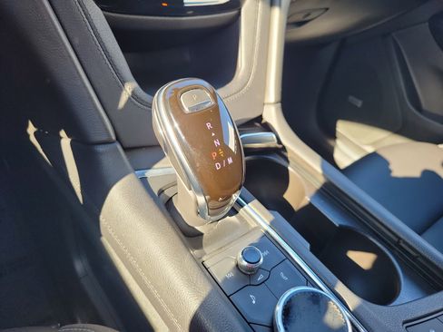 Used 2020 Cadillac XT5 Luxury image 22