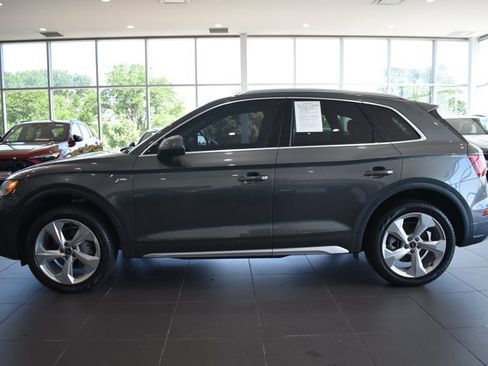 Used 2025 Audi Q5 2.0T Premium Plus w/ Premium Plus Package AWD/4WD image 5
