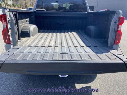 Used 2025 Chevrolet Silverado 1500 Custom Trail Boss w/ Dark Appearance Package image 8