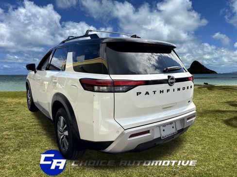 Used 2022 Nissan Pathfinder SL w/ SL Black Package image 5