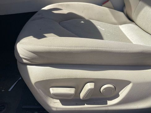 Used 2024 Toyota Camry LE image 5