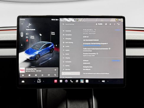Used 2026 Tesla Model Y Long Range AWD/4WD image 10