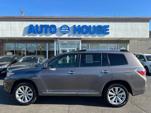 Used 2013 Toyota Highlander Limited AWD/4WD image 8