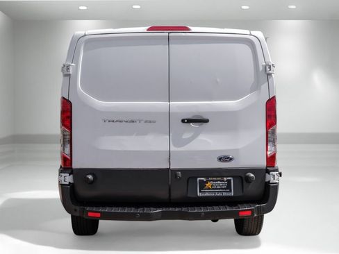 Used 2018 Ford Transit 250 148 Low Roof image 7