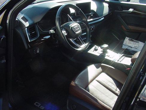 Used 2019 Audi Q5 2.0T Premium Plus image 4