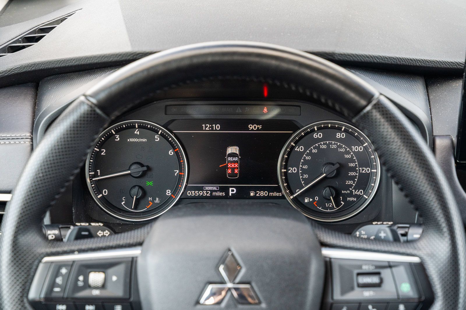 Used 2025 Mitsubishi Outlander SE FWD image 21